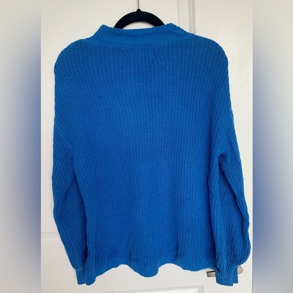 Oversized  Knit Mockneck Sweater - Picture 2 of 3